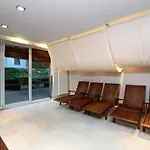 Nadmorski Dwor 9 Apartman *