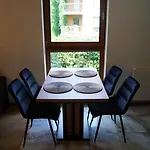 Nadmorski Dwor 9